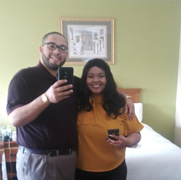 Meet your Posher, Courtney - Picture 1 of 8